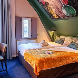 Muurbloem-HotelAlexander-Amsterdam-09-1649251499.jpg