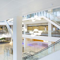 NUON-nieuwAmsterdam-interieur-kantoor-Heyligers-04-1710411032.jpg