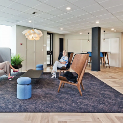 Perla-ontwerpt-overleg-ruimte-OfficeZ-Startbaan-Amstelveen-1723024901.jpg