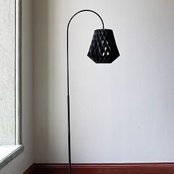 Pilke-signature-Floor-lamp-28-black-contract-Off-1756972656.jpg
