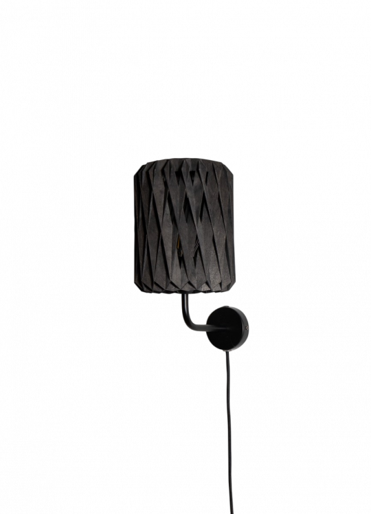 Pilke-signature-wall-lamp-18-black-packshot-Photoroom-1756971327.png